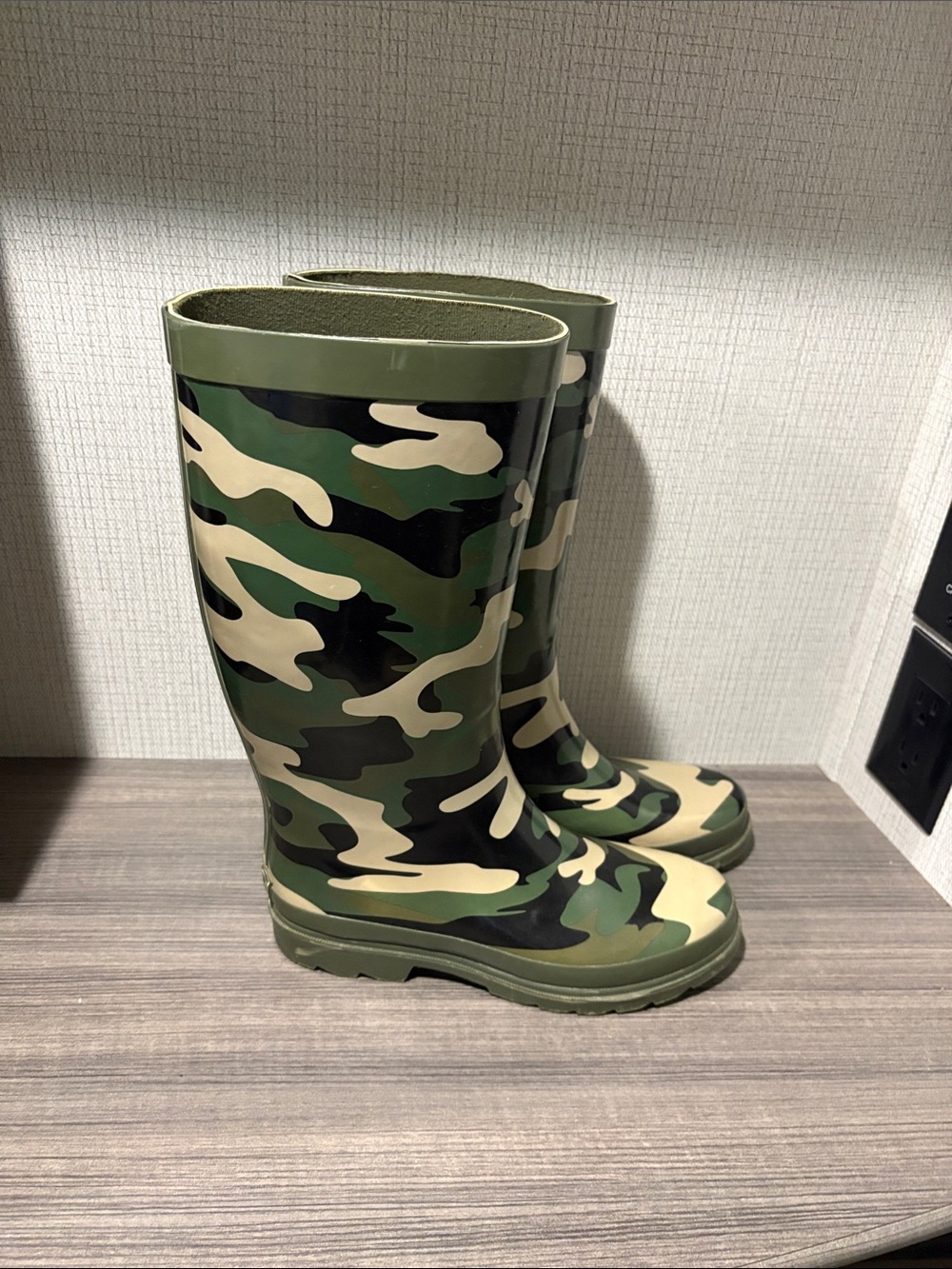 Sugar Camo Waterproof Rain Boots - Olive Green Camouflage